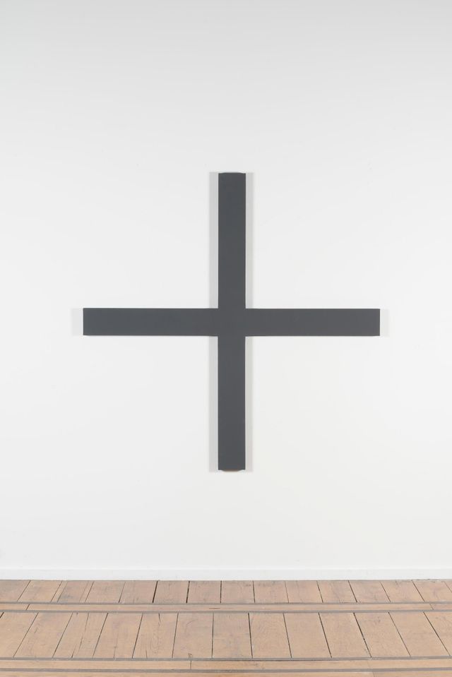 Narrow Cross Painting