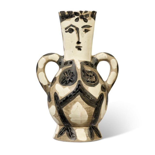 Vase deux anses hautes (A.R. 141)