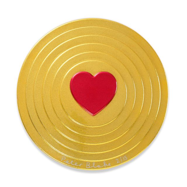Red Heart on Gold Target (Metal Flake)