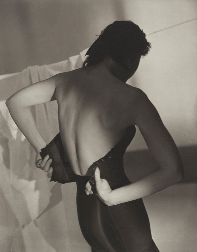 Black Bodice, New York, 1948