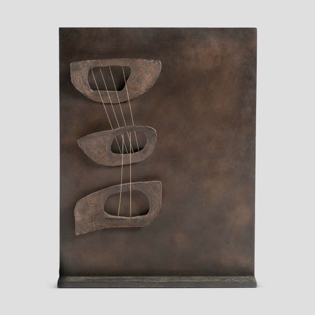 Maquette, Three Forms in Echelon