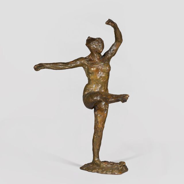 Danseuse, position de quatrième devant sur la jambe gauche, première étude