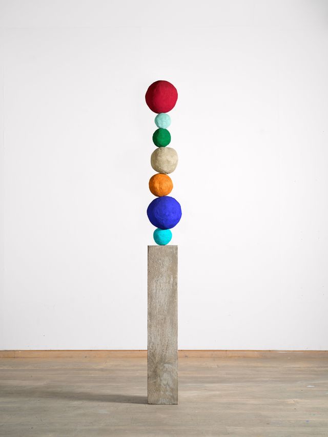 Stack 7, Studio Red